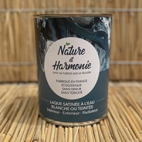 Laque satinée à l'eau